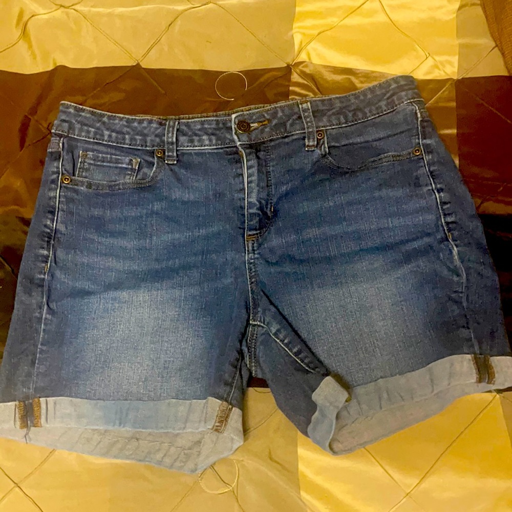 Blue jean shorts